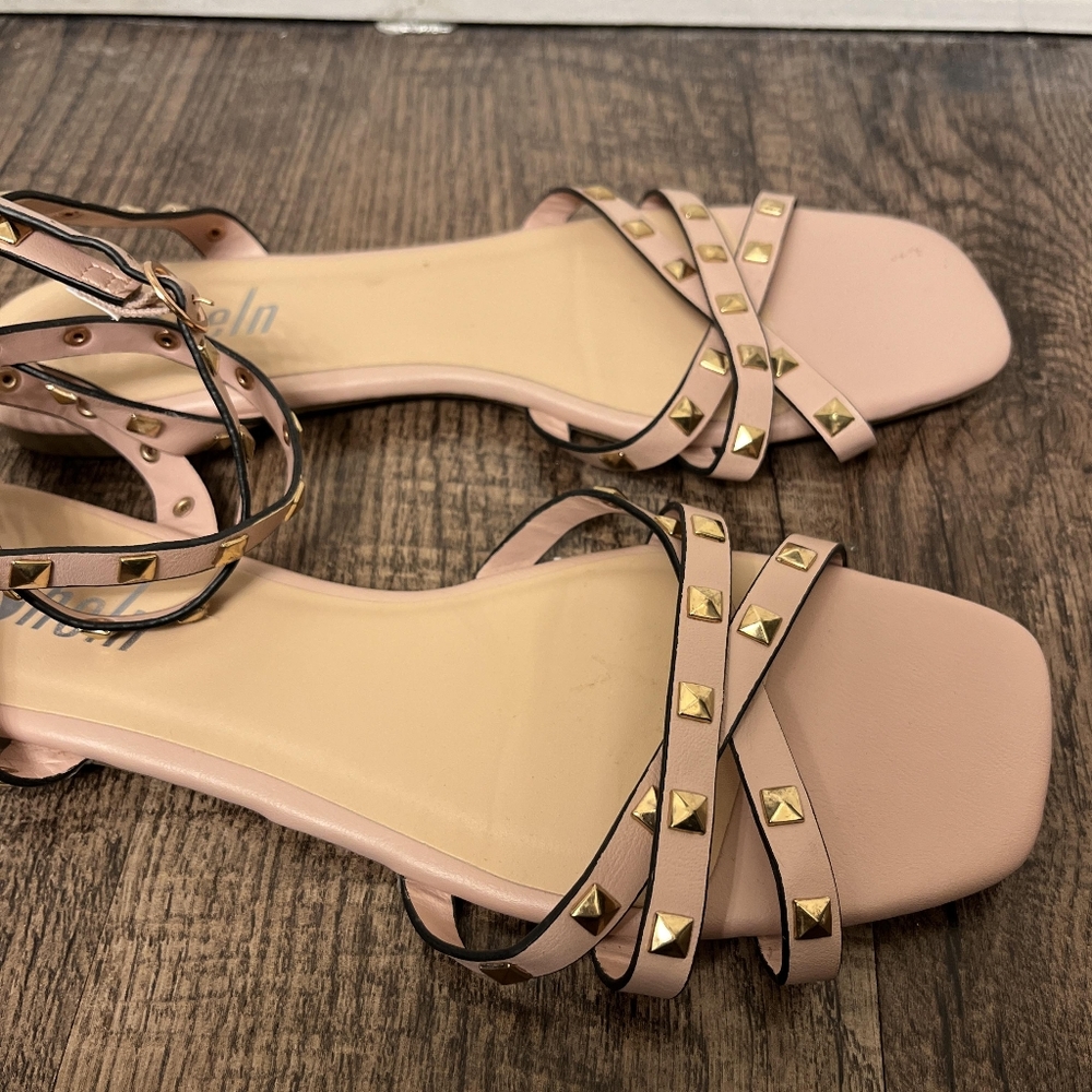 Women's Pink and gold stud sandals